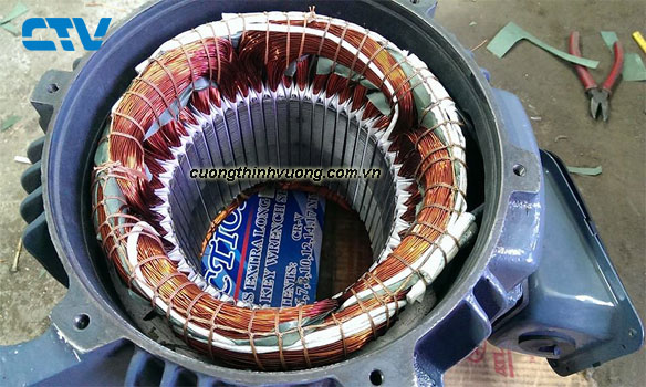 Động cơ điện ba pha bị hỏng cách điện là do đâu?