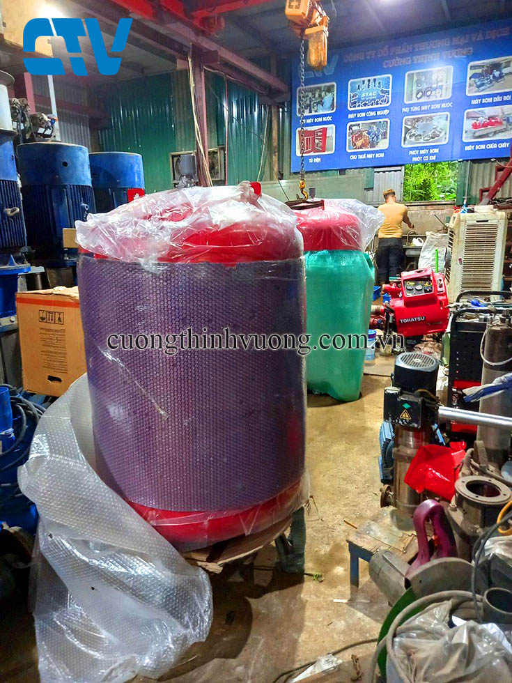 Nguyên lý hoạt động và ứng dụng của bình tích áp trong hệ thống máy bơm